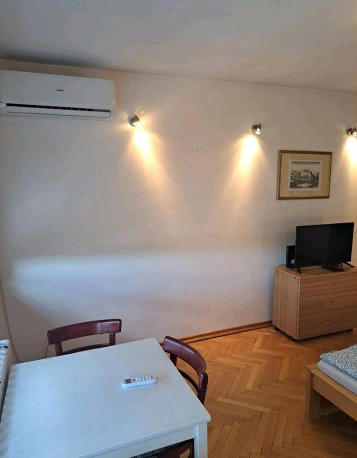 Apartman Milica 2023 Belgrade Extérieur photo